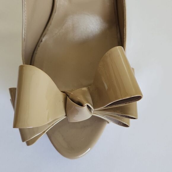 Valentino Platform Nude Patent Leather Peep Toe Sandals, Triple Bow, Sz 9, EUC - Picture 3 of 8